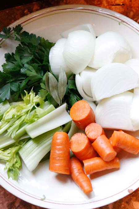 vegetables-raw-for-turkey-stock