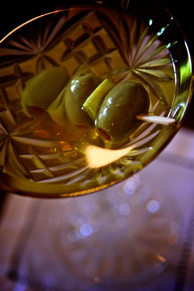 martini-olives-lead-crystal-glass