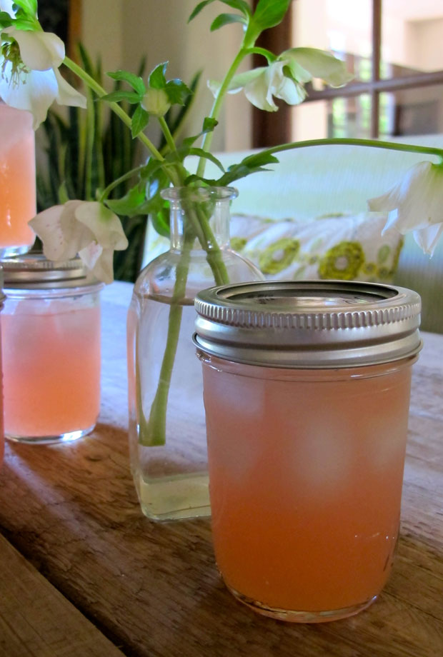 mason jar lemonade