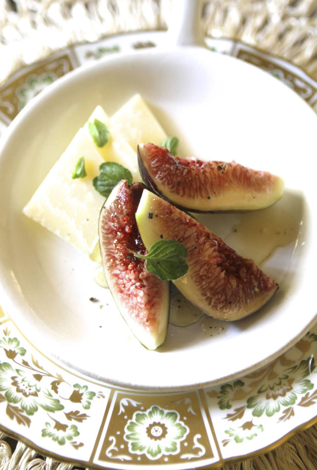 fig plate cheese