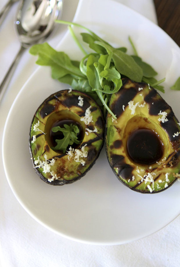 grilled avocado with sauce